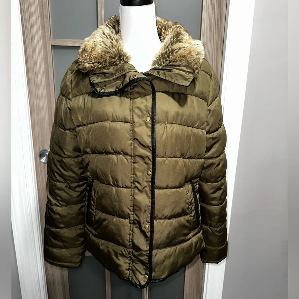 Old Navy Coat 🧥 - Picture 1 of 4